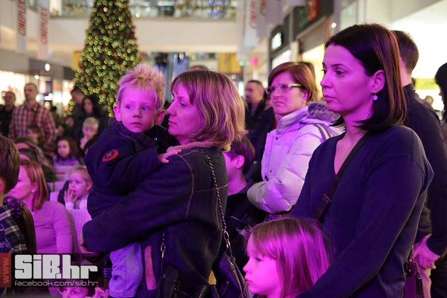 bozicna_bajka_am_38 bozicna_bajka_am_38