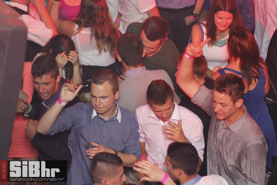 red_carpet_zoran_bastion_48