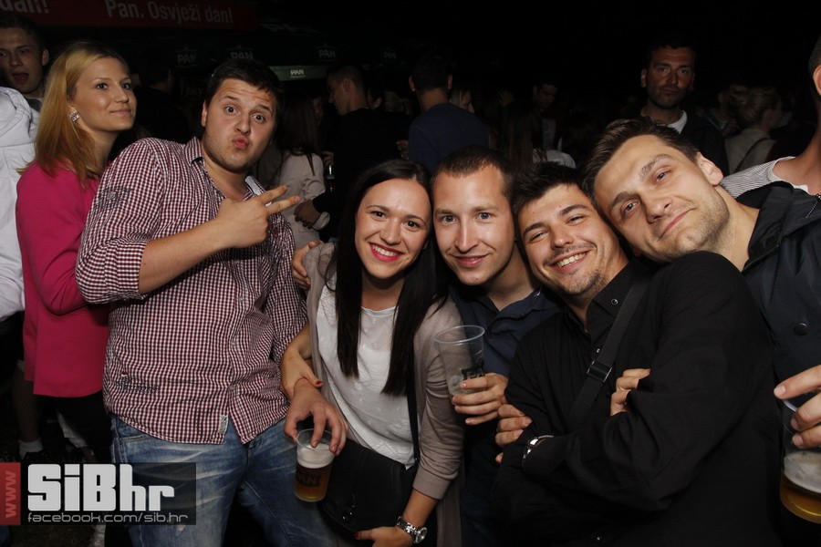 studentska_rostiljada_Mejasi_Si