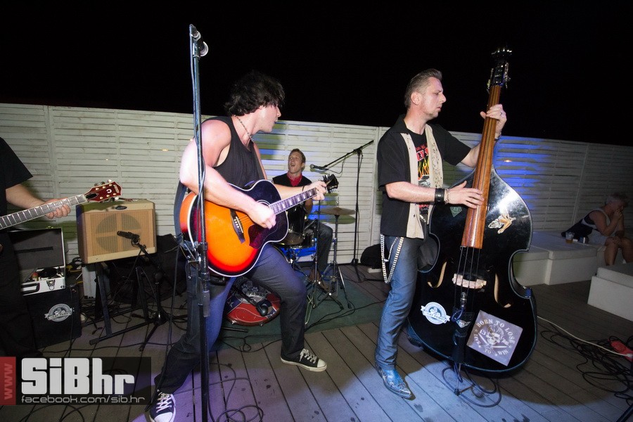 campus_the_cat_pawns_party_15