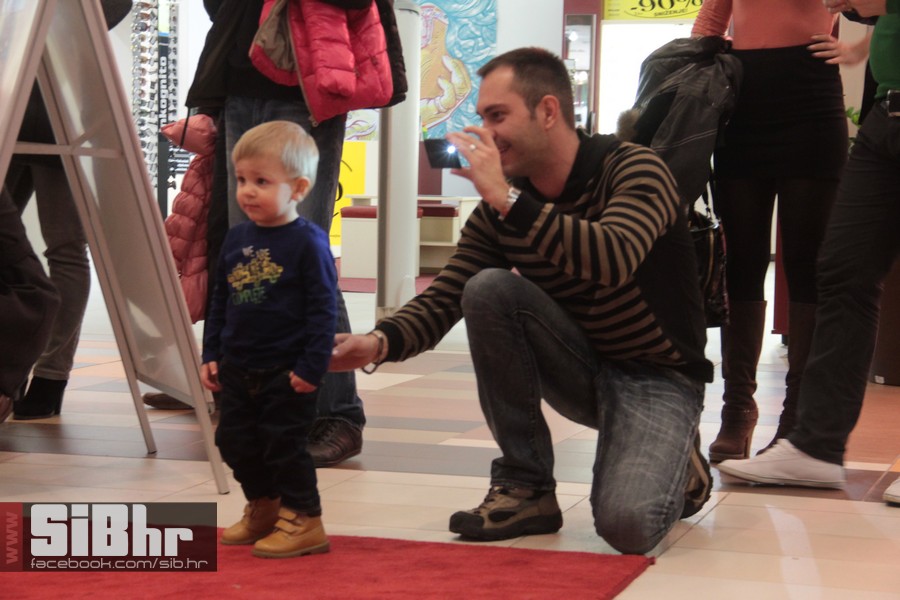 avenuemall_osijek_mali_disco_si