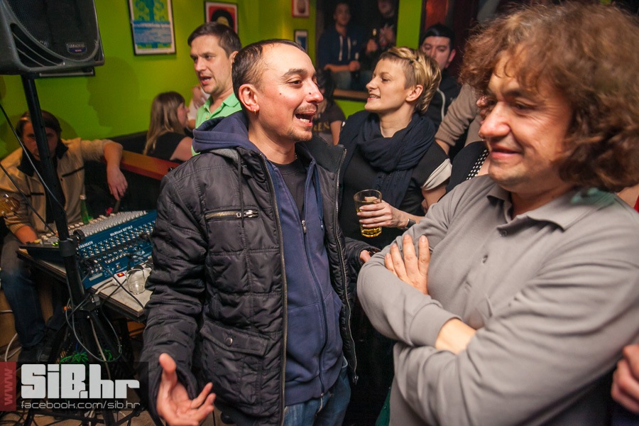 guzva_u_16ercu_barcelonapub_170