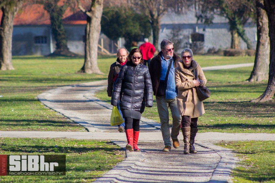 subota_osijek_setnja_ljudi_77