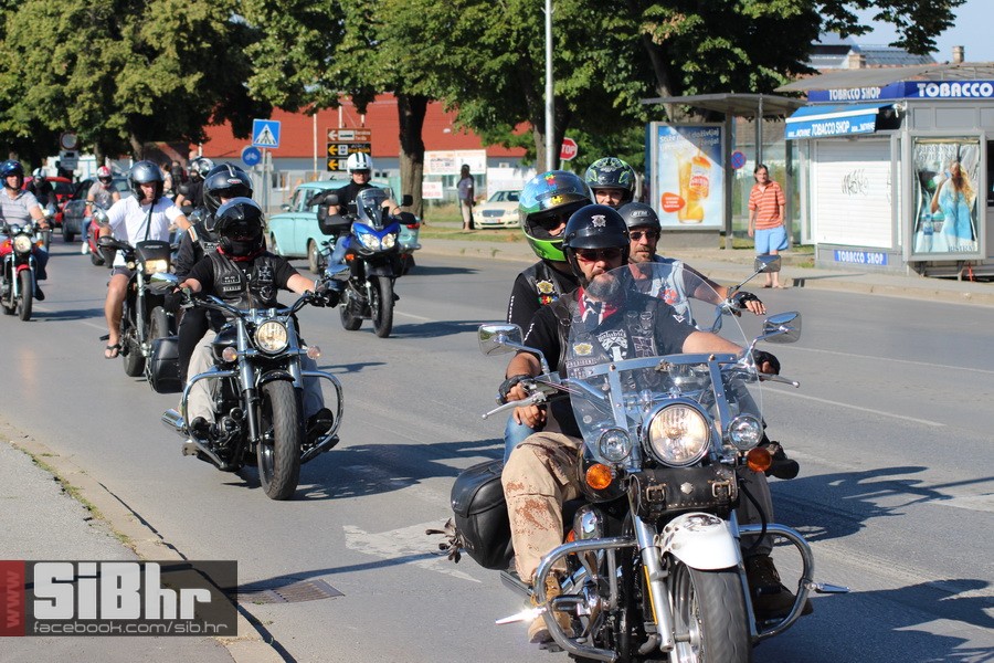 motorijada_osijek_defile_SiBhr_