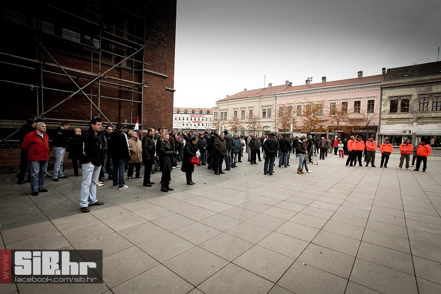 oslobodeni_generali_16112012_mb