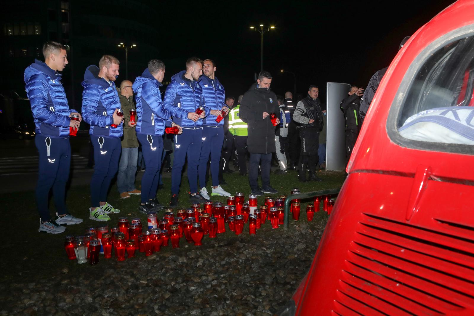 Paljenje svijeća u Osijeku
