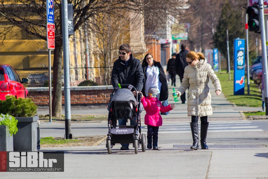 subota_osijek_setnja_ljudi_58