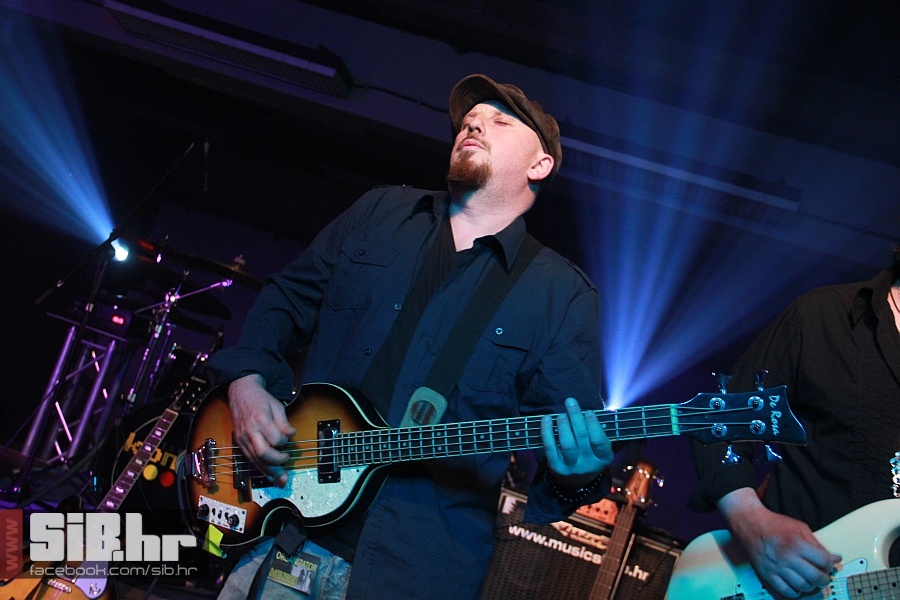 majke_pampas_23_03_2012_sibhr_0