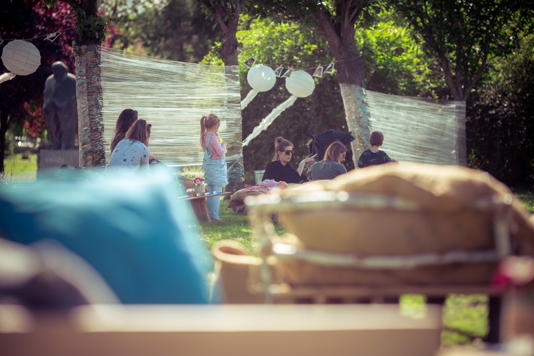 sofa_ovaj_put glasam_26