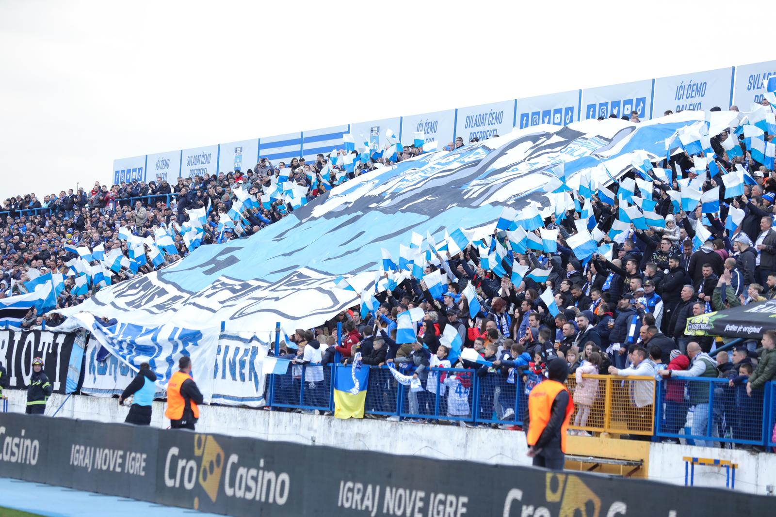 Slavlje NK Osijeka Kohorti za rođendan Slavlje NK Osijeka Kohorti za rođendan