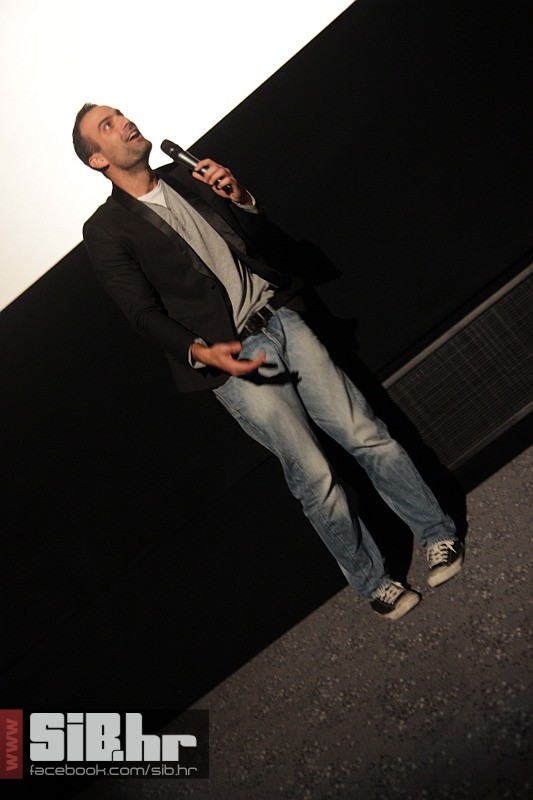 punc_2012_60 punc_2012_60