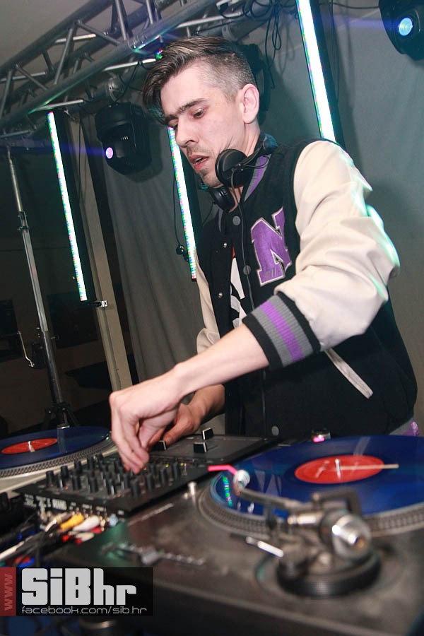 PLANB_osijek_nightlife_sibhr20_ PLANB_osijek_nightlife_sibhr20_