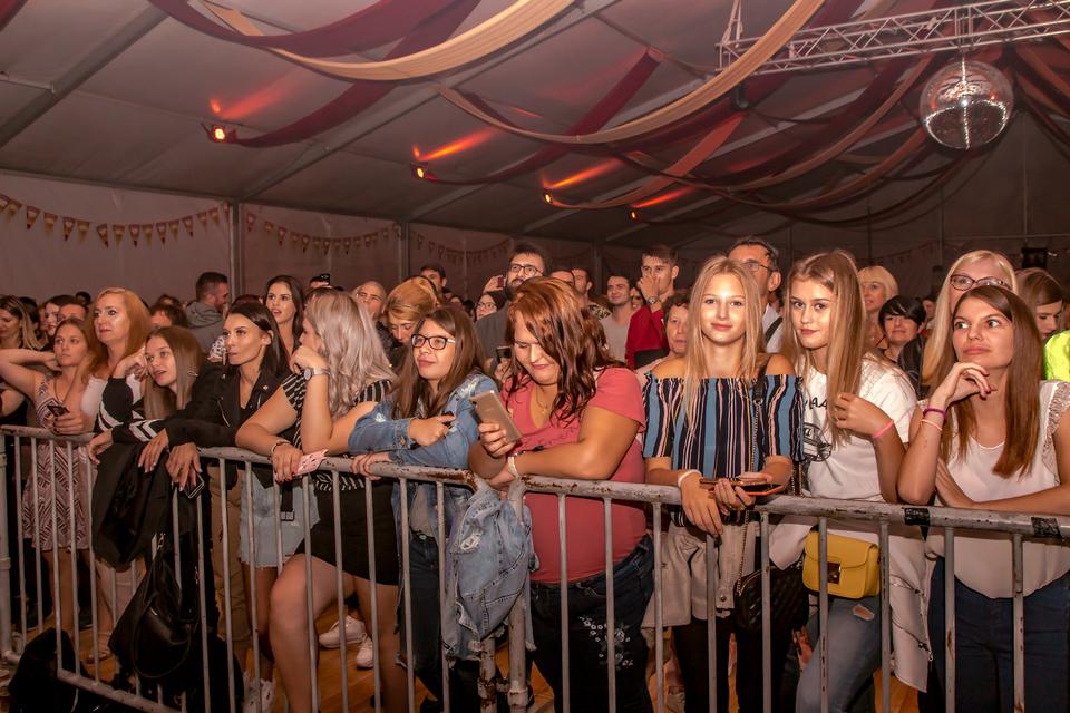 Dani prvog hrvatskog piva 2019. – Jelena Rozga, 4. rujna Dani prvog hrvatskog piva 2019. – Jelena Rozga, 4. rujna