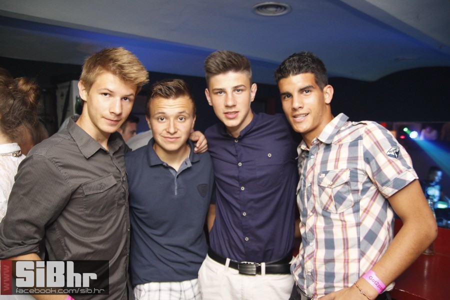 red_carpet_zoran_bastion_06