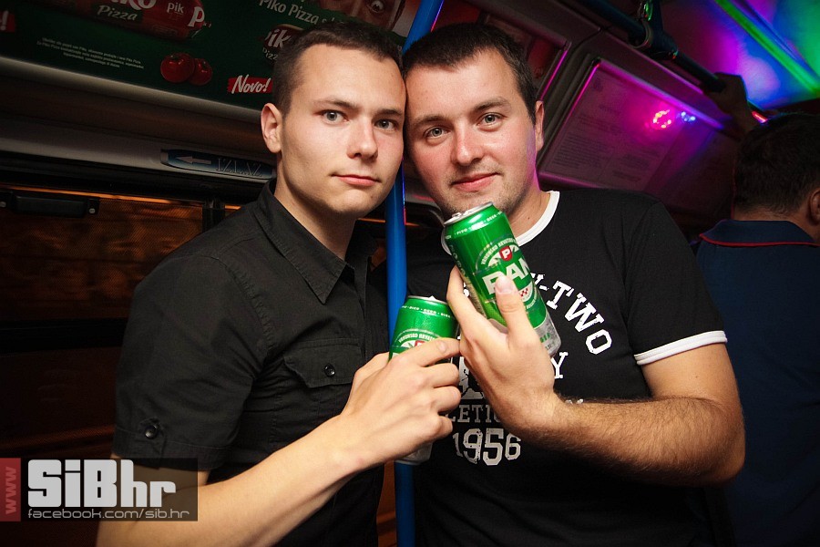 ufo_tramvaj_party_15062013_kali ufo_tramvaj_party_15062013_kali