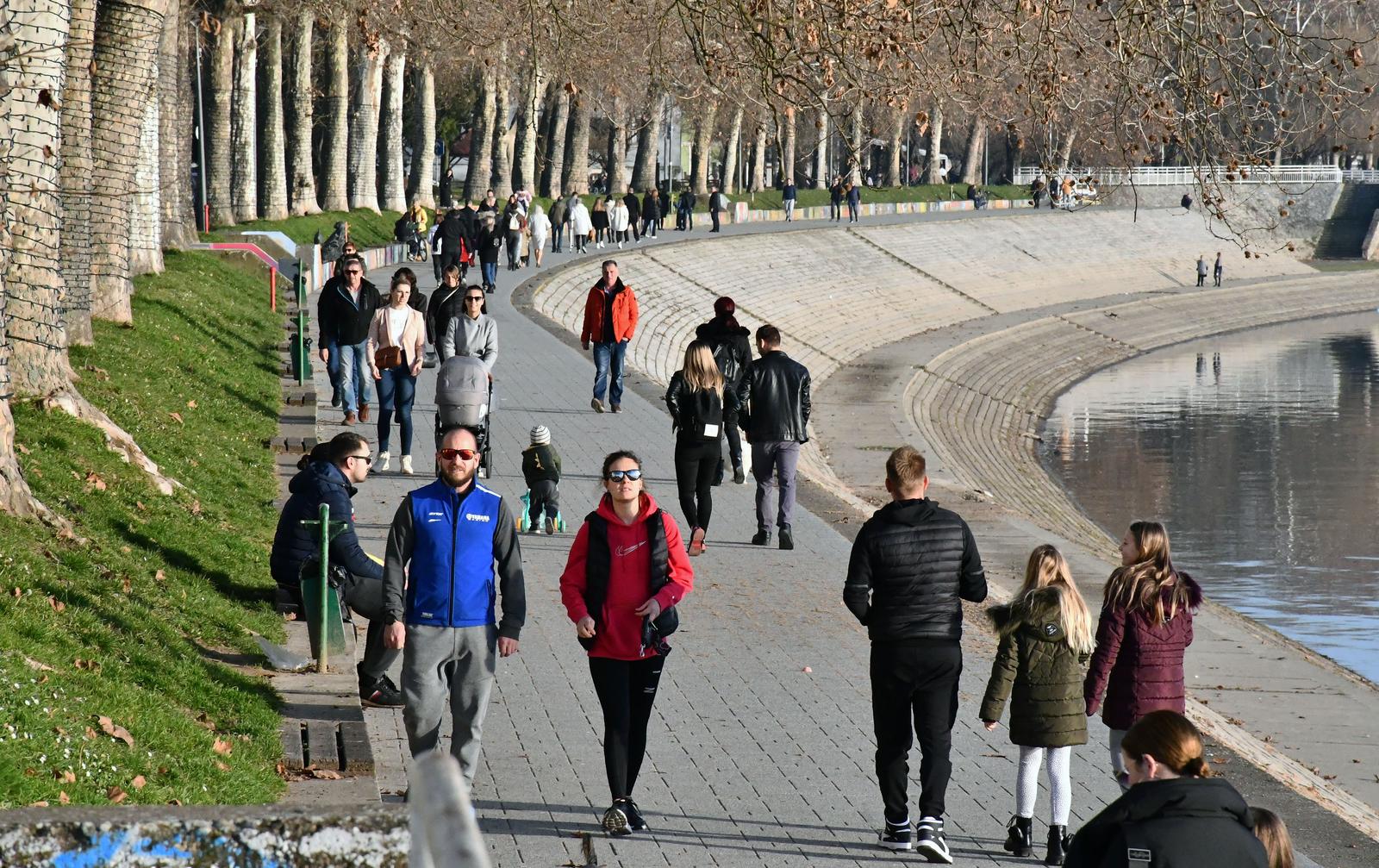 Sunčani dan u Slavonskom Brodu