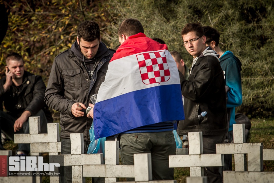 kolona_sjecanja_vukovar_1811201