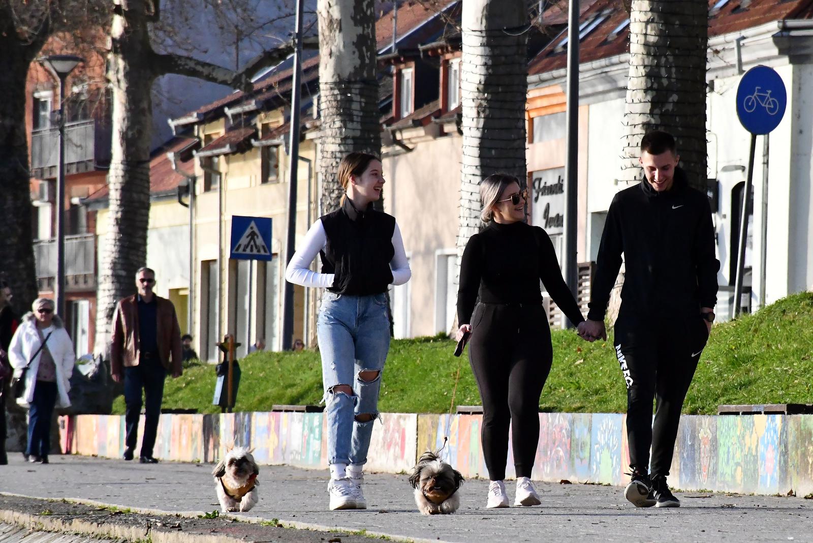 Sunčani dan u Slavonskom Brodu