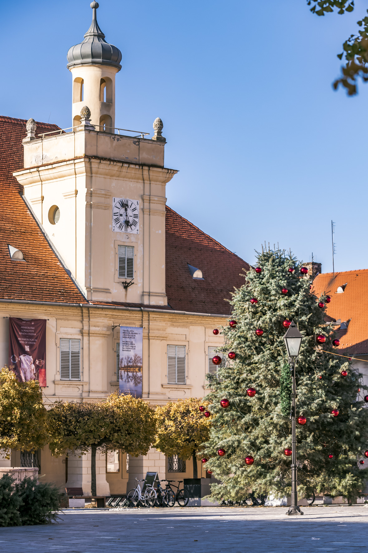 Pripreme za početak Adventa u Osijeku Pripreme za početak Adventa u Osijeku