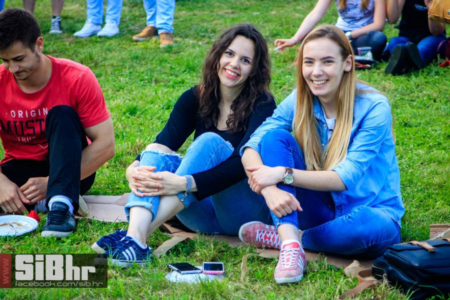 studentska_rostiljada_51