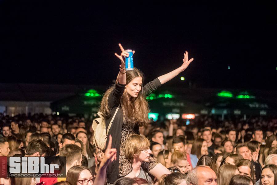 studentska_rostiljada_112
