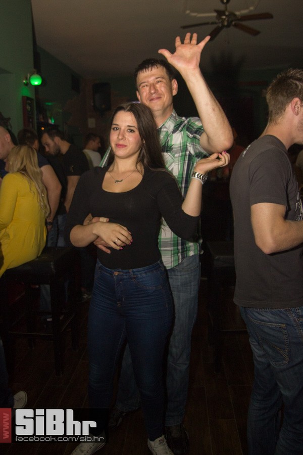 fort_pub_10