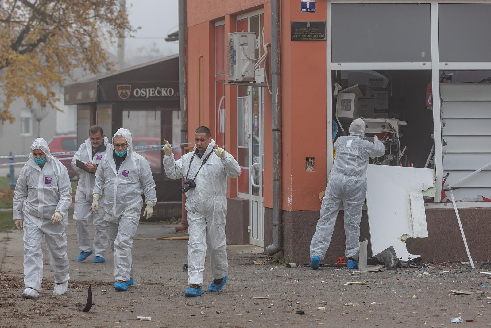 Eksplozivom raznesen bankomat u Ladimirevcima
