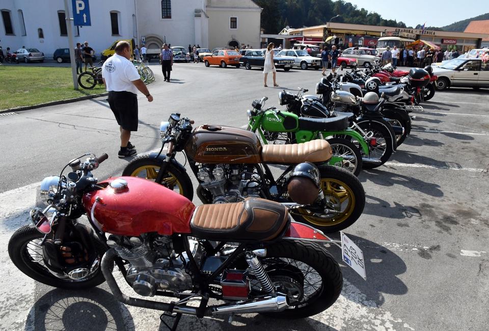 Požega: 7. Međunarodni oldtimer susret “Trophy Zlatnom dolinom 2019.” Požega: 7. Međunarodni oldtimer susret “Trophy Zlatnom dolinom 2019.”