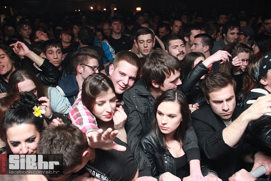 majke_pampas_23_03_2012_sibhr_0