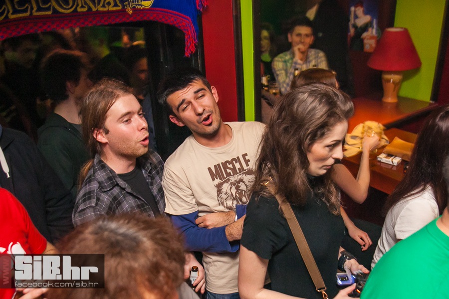 guzva_u_16ercu_barcelonapub_170