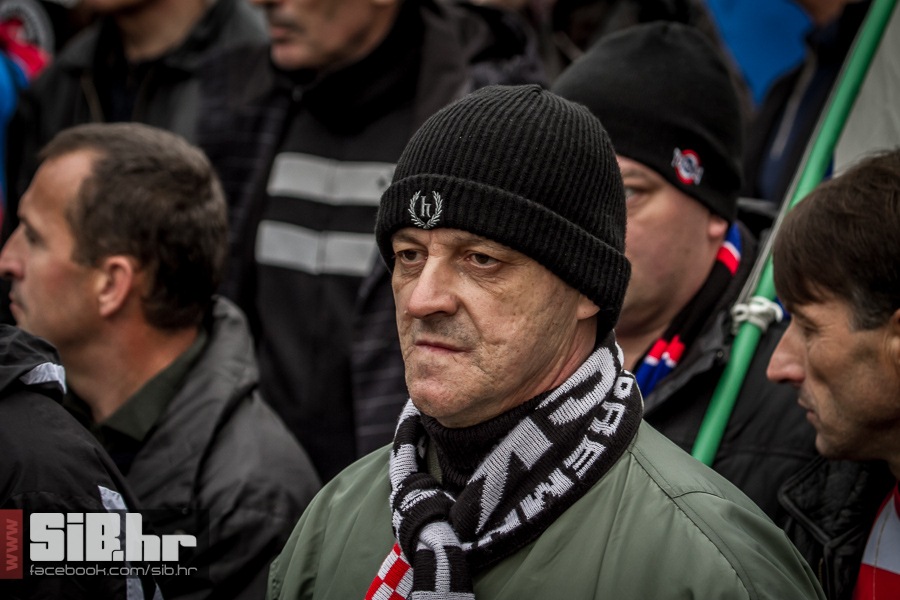 kolona_sjecanja_vukovar_1811201