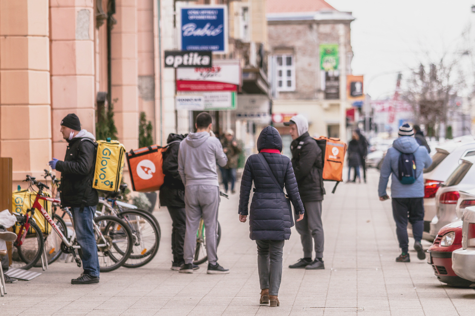 Prošetali smo središtem Osijeka i provjerili kako se Osječani pridržavaju antikorona mjera