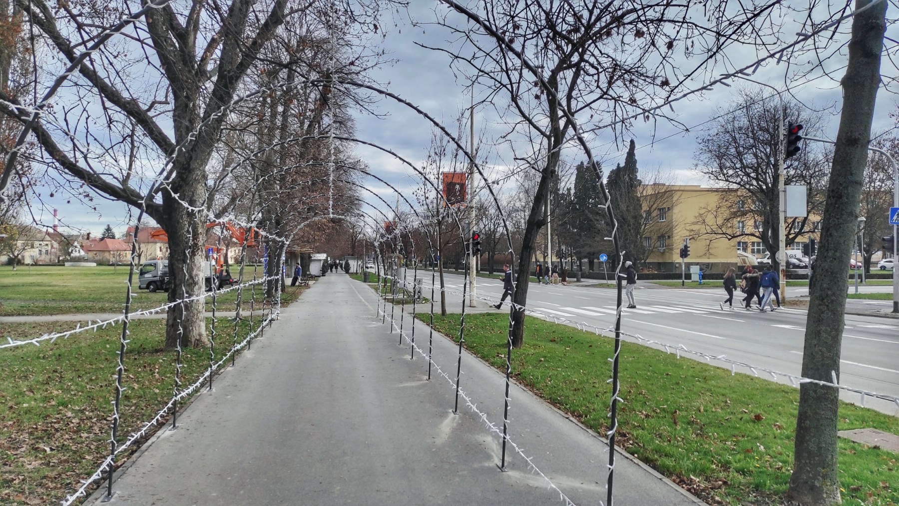 Posljednje pripreme u tijeku, večeras kreće osječko Adventiranje
