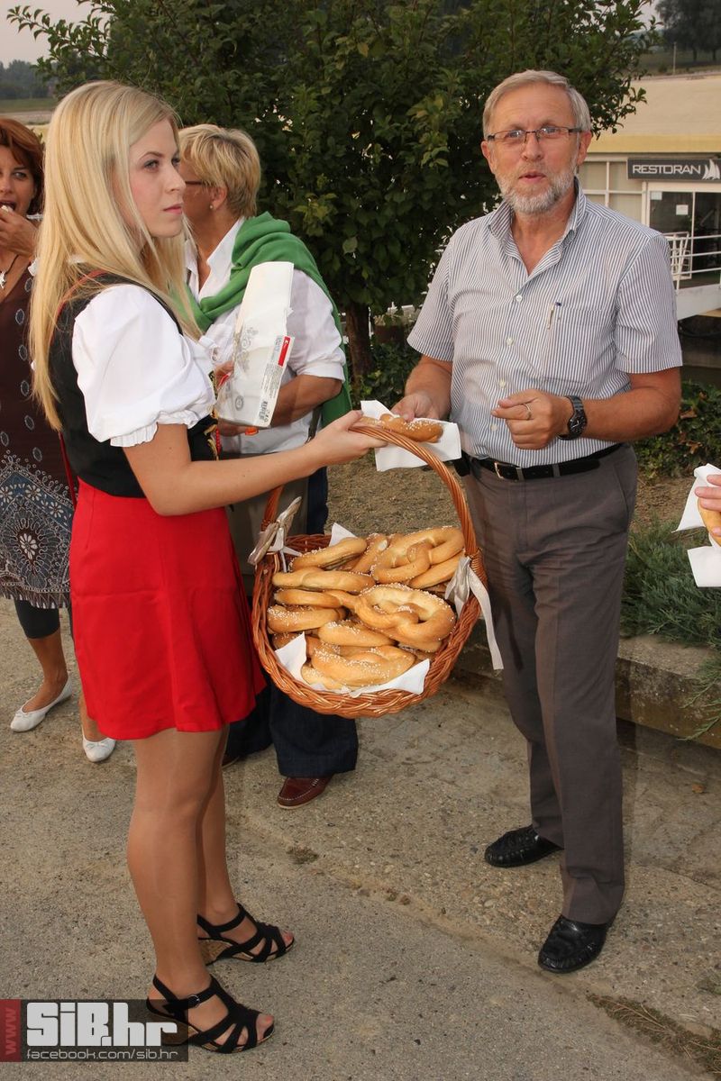 Dani_piva_otvorenje_i_setnja_Si