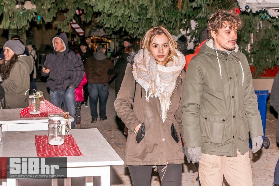 advent_u_parku_30