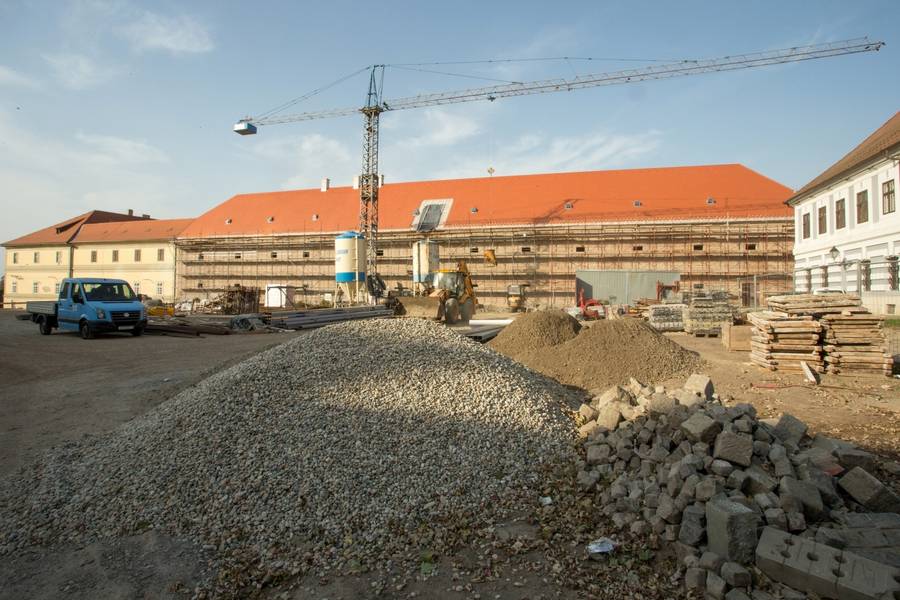rekonstruckija_trga_tvrdja_2