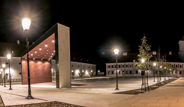 Pogledajte kako izgleda Trg Vatroslava Lisinskog po noći Pogledajte kako izgleda Trg Vatroslava Lisinskog po noći