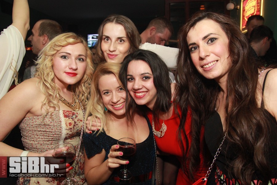 nova_godina_2014_FortPub_SiBhr_