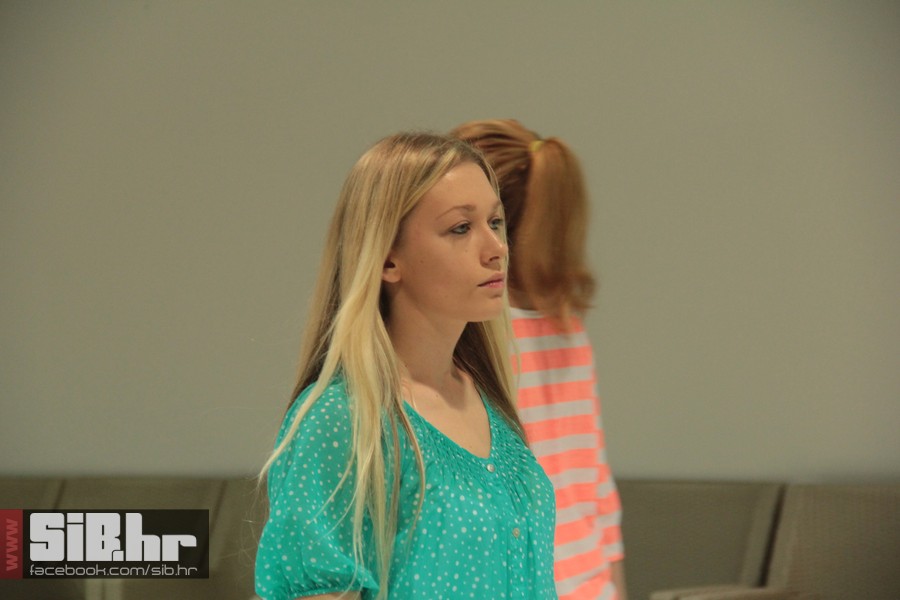 PripremeMidikennAvenueMall_SiBh