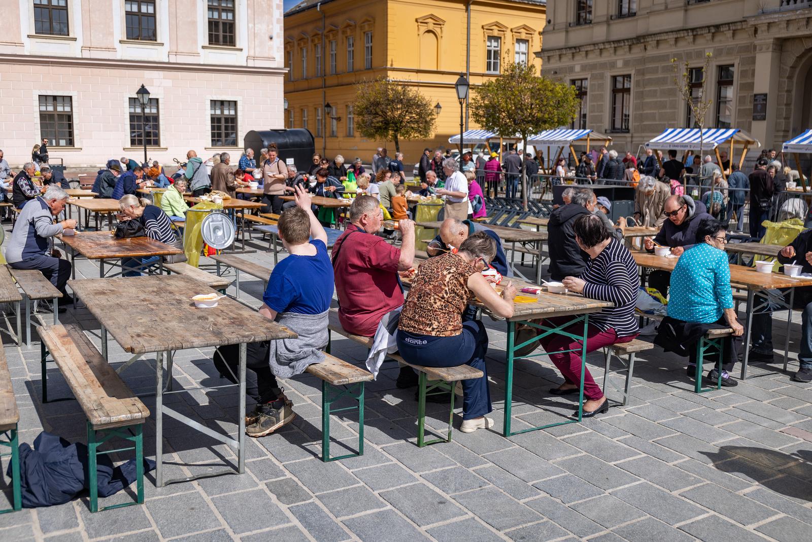 Podjela fiša paprikaša na Veliki petak 2024.
