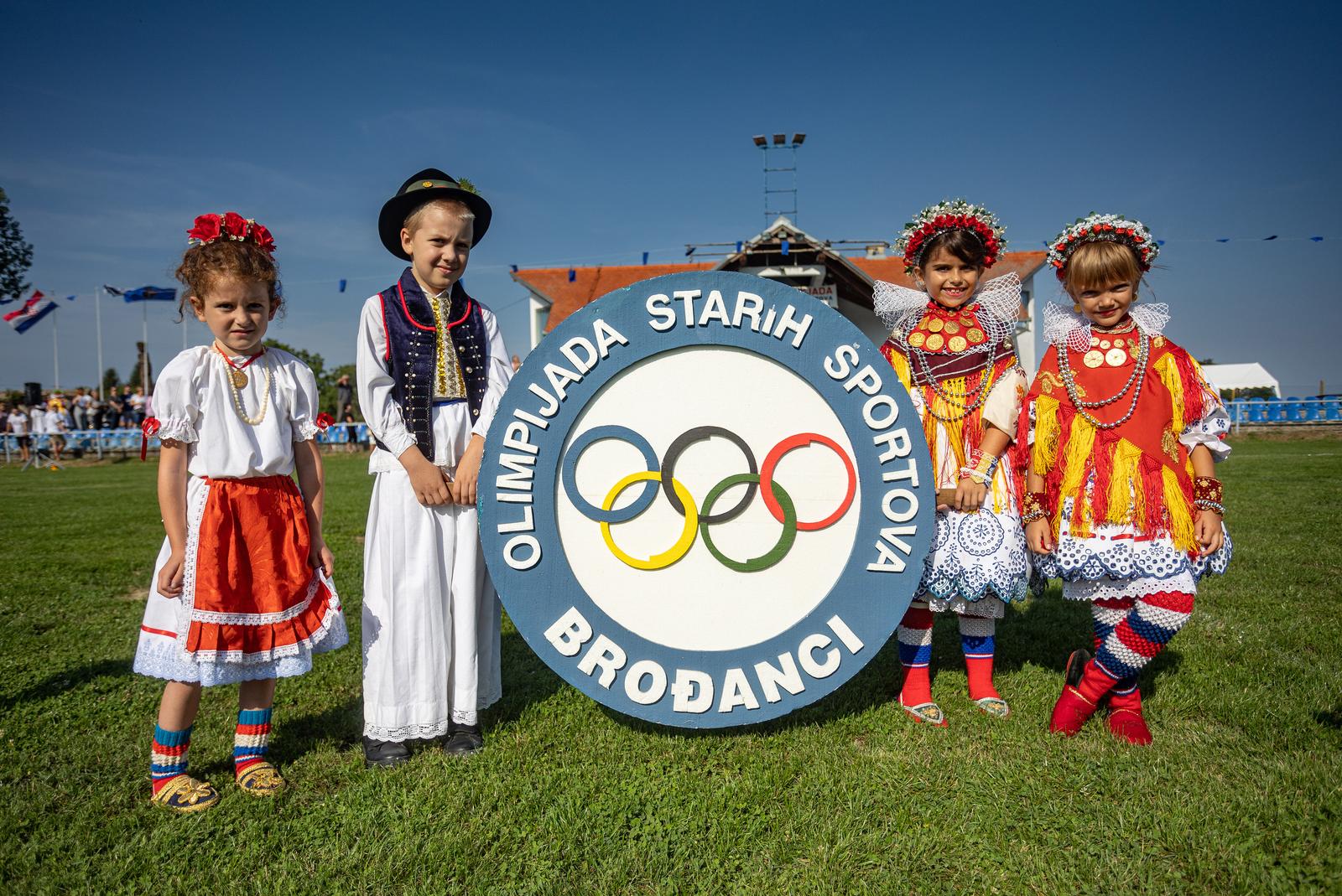 48. Olimpijada starih športova u Brpđancima