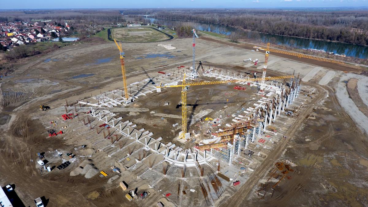 Pogled iz zraka na gradilište novog osječkog stadiona