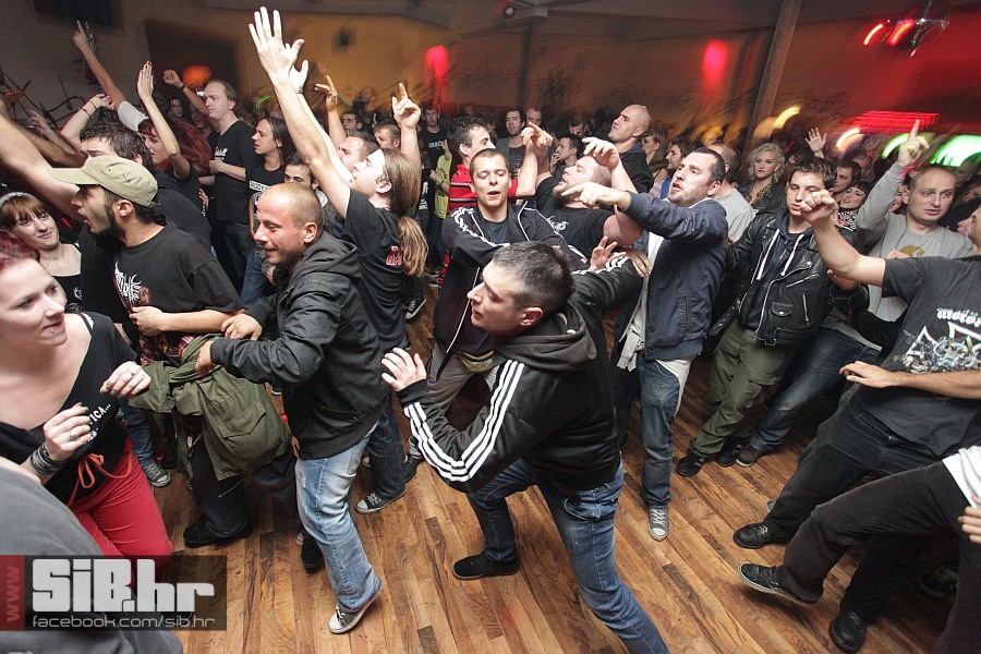 punk_party_10_atheist_rap_13102