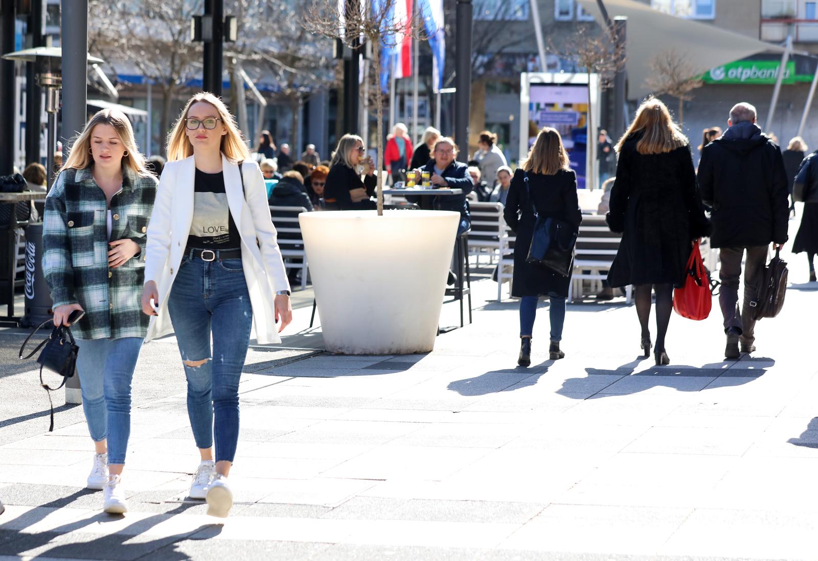 Sunčani petak u Osijeku