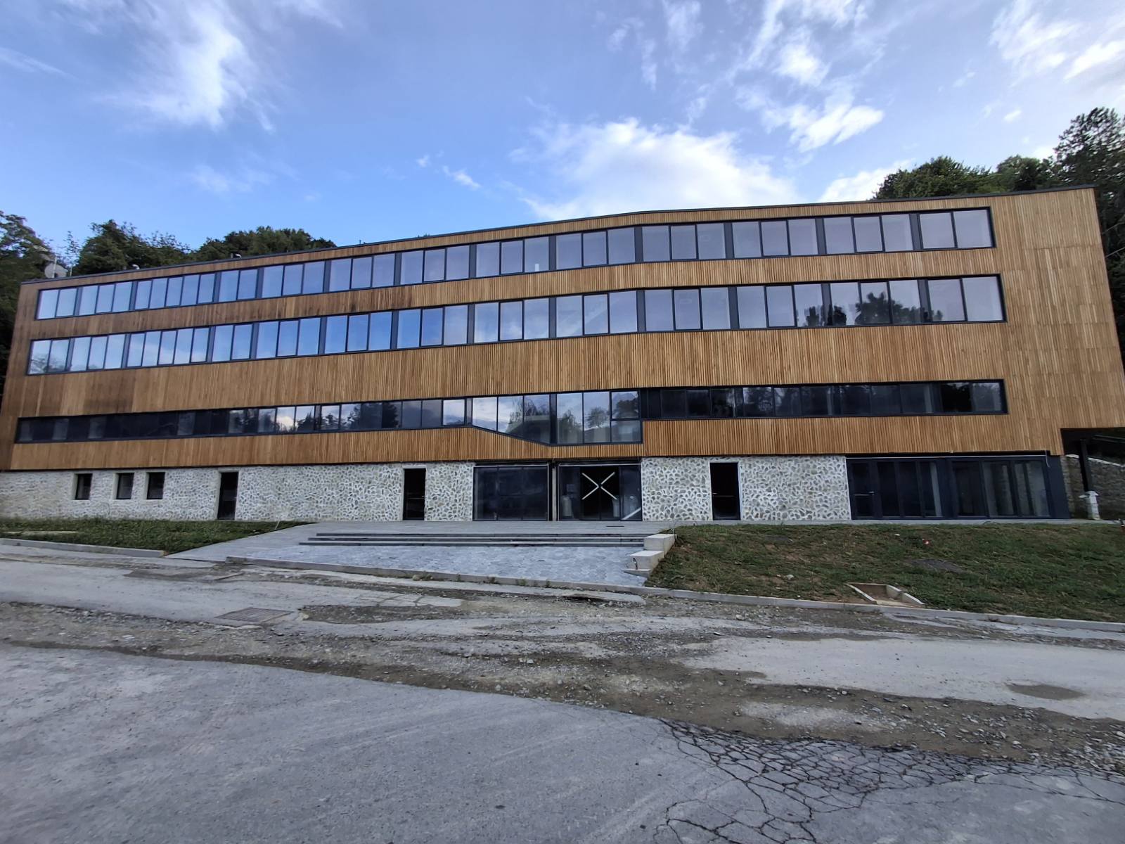 Zelena oaza Slavonije: Orahovačko jezero s bogatim sadržajima