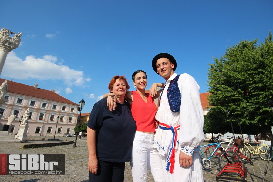 ana_rucner_Drmes_spot_SiBhr_53