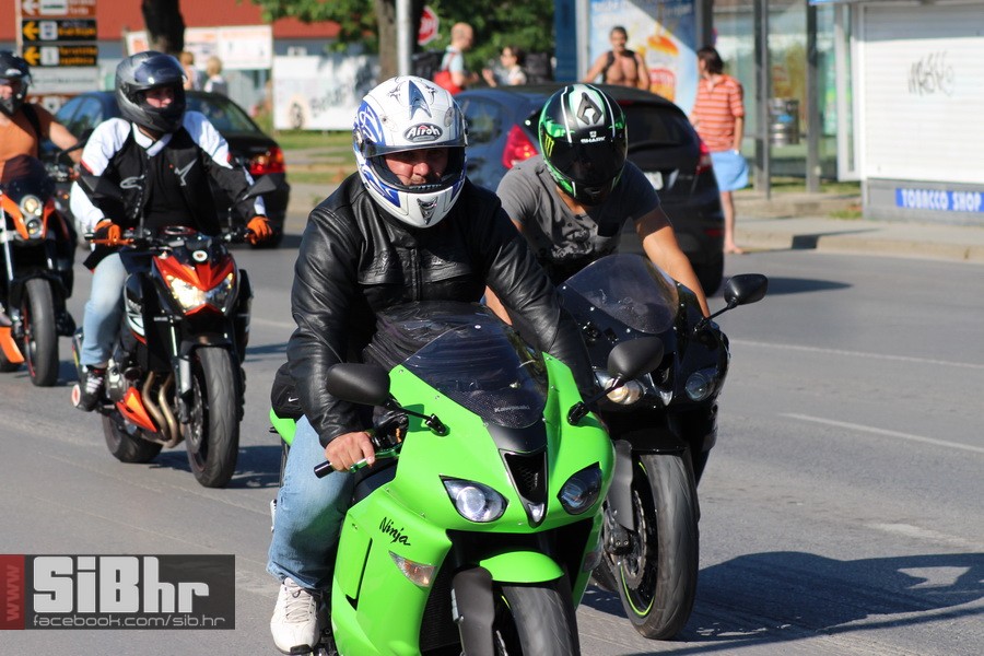 motorijada_osijek_defile_SiBhr_