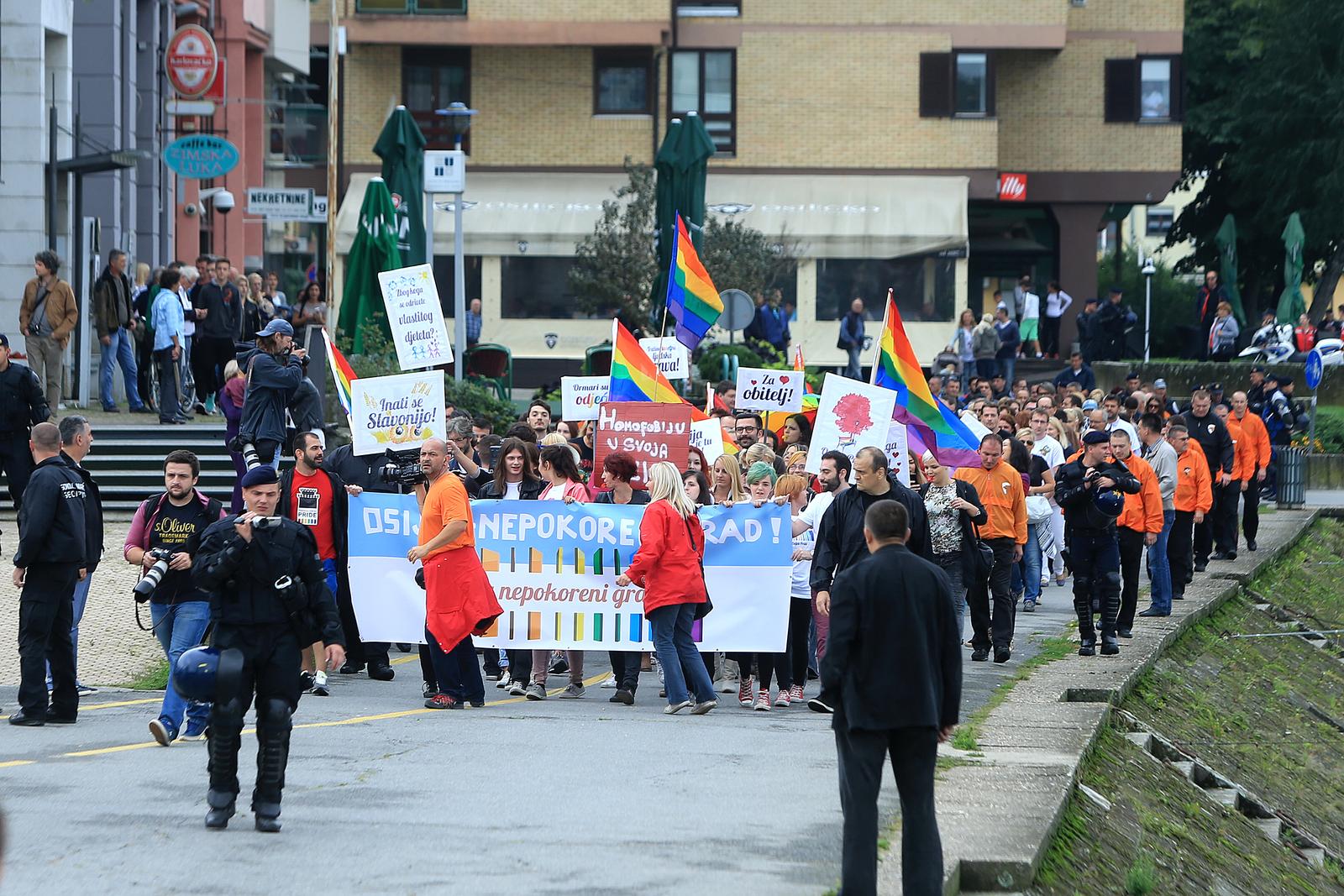 Parada ponosa Osijek 2014.