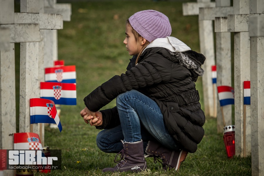 kolona_sjecanja_vukovar_1811201