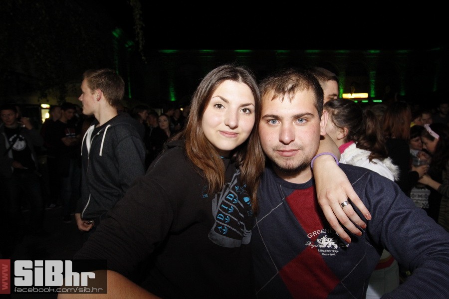 ufo_brkovi_zoran_104 ufo_brkovi_zoran_104